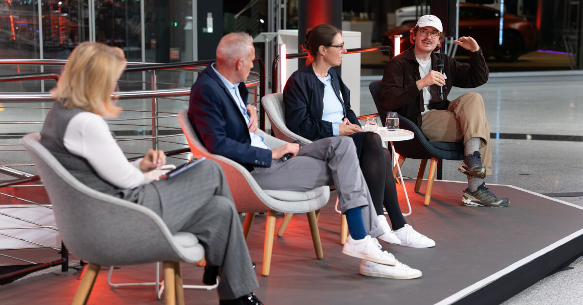 Lukas Linden mit KI-Impulsvortrag beim Industrieclub Hannover