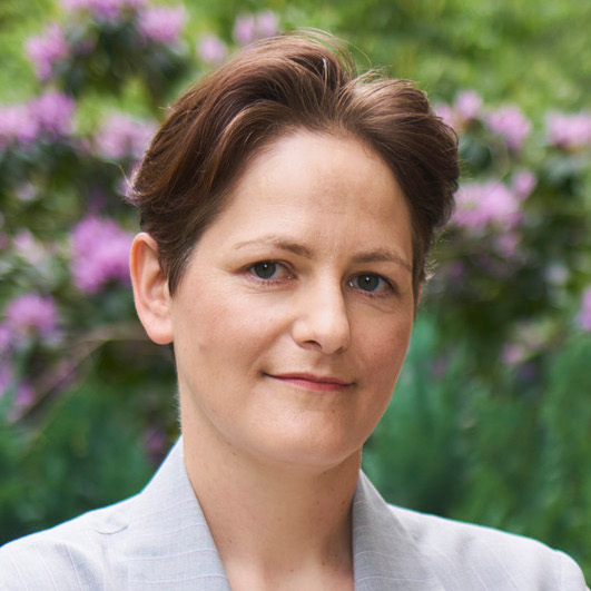 Dr. Joanna Koronkiewicz